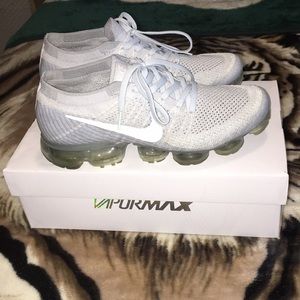 Nike vapormax mens 7.5 wmns 9.5
